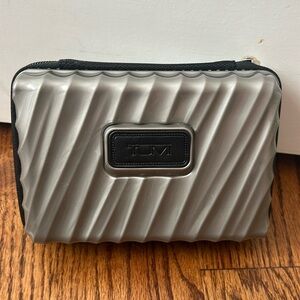 Tumi for Delta 1st class travel mini case